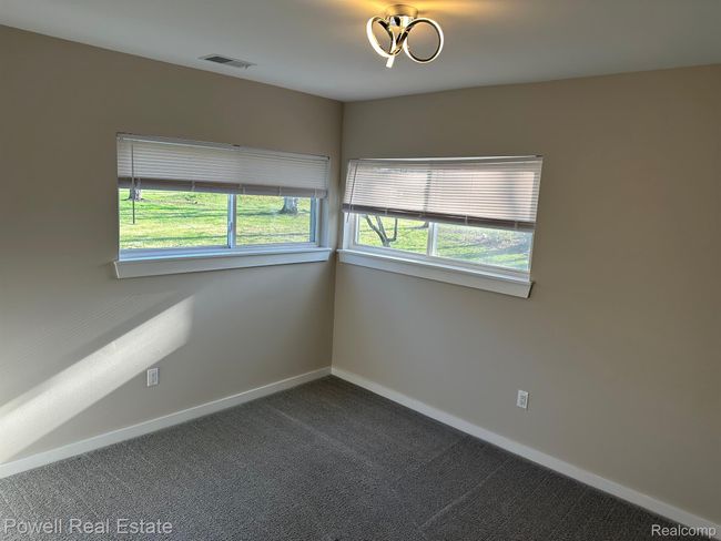 2659 W Avon Rd, House other with 3 bedrooms, 2 bathrooms and null parking in Rochester Hills MI | Image 26