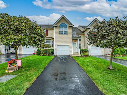 59-59 Crossbar Road, Medford, NY, 11763 | Card Image