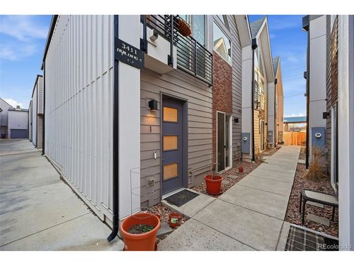 4-1-3411 N Albion St, Denver, CO, 80207-1807 | Card Image