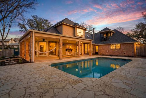 804 Wooded Crest Dr, Woodway, TX, 76712-3274 | Card Image