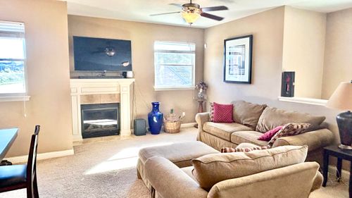 unit-204-5728 Pergola Dr, COLUMBIA, MO, 65201 | Card Image