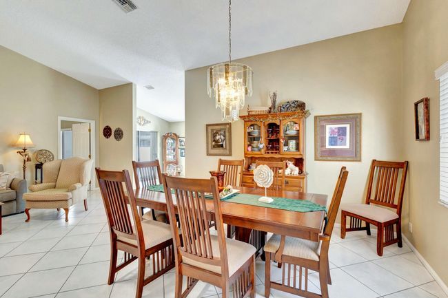 3893 Dafilee Cir, House other with 2 bedrooms, 2 bathrooms and null parking in West Palm Beach FL | Image 14