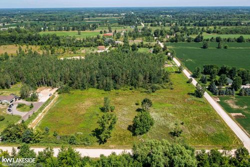 2005 Braidwood Rd, Riley, MI, 48041-1901 | Card Image