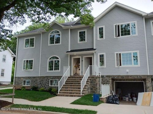 10 Ludwig St, Staten Island, NY, 10310-2723 | Card Image