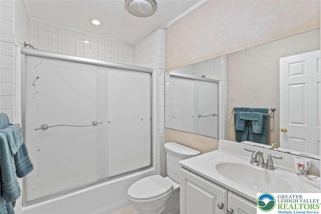 4741 Pinehurst Cir, Townhouse with 3 bedrooms, 3 bathrooms and null parking in CENTER VALLEY PA | Image 30