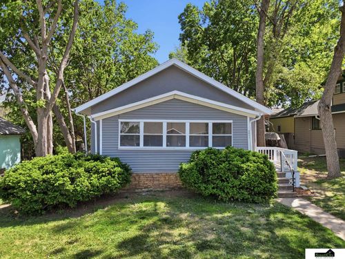 4851 Hillside St, Lincoln, NE, 68506-3954 | Card Image