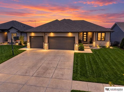 9746 S 79th St, Lincoln, NE, 68516-3864 | Card Image