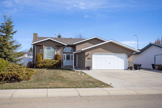 89 Hathaway Lane, Home with 4 bedrooms, 3 bathrooms and 6 parking in Lacombe AB | Image 1