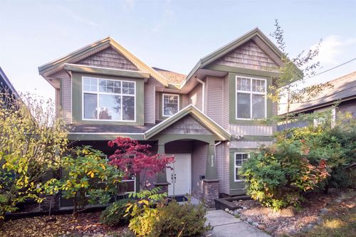 213 Bernatchey St, Coquitlam, BC, V3K4C2 | Card Image