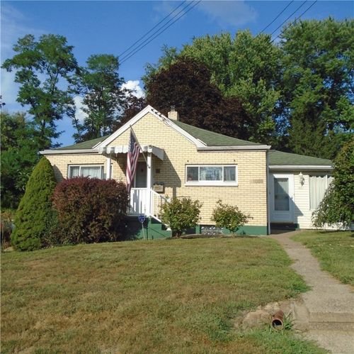 1001 7th Ave, Conway, PA, 15027-1303 | Card Image