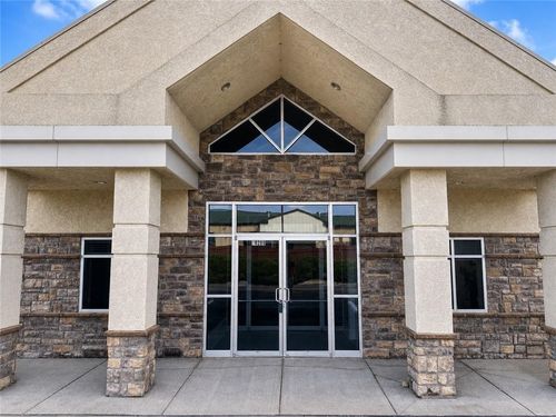 10209 Leavenworth Rd, Kansas City, KS, 66109-3005 | Card Image