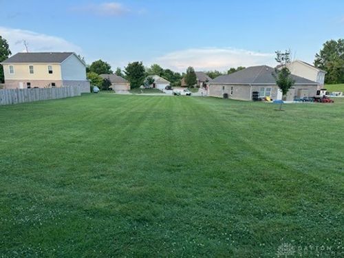 5619 Moss Creek Blvd, Clayton, OH, 45315-7908 | Card Image
