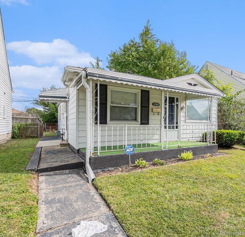 2162 White Ave, Lincoln Park, MI, 48146-4510 | Card Image