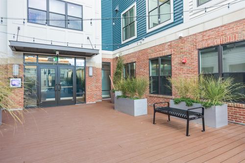 310-99 Foundry Pl, Portsmouth, NH, 03801 | Card Image