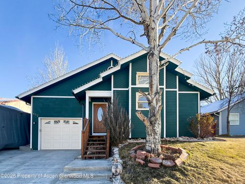 452 Palmetto Dr, New Castle, CO, 81647-9436 | Card Image