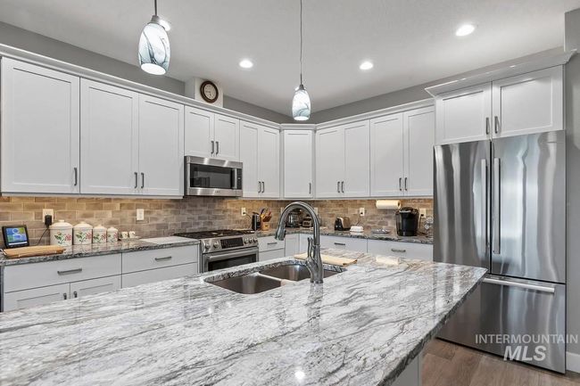A - 2115 Powers Ave, Townhouse with 2 bedrooms, 2 bathrooms and 2 parking in Lewiston ID | Image 5