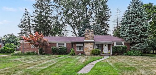 14345 Hillcrest St, Livonia, MI, 48154-4319 | Card Image