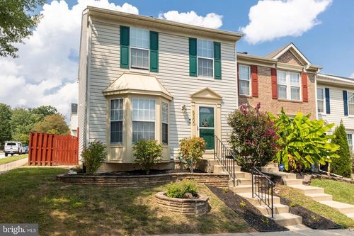 5300 Castlestone Dr, ROSEDALE, MD, 21237-4907 | Card Image