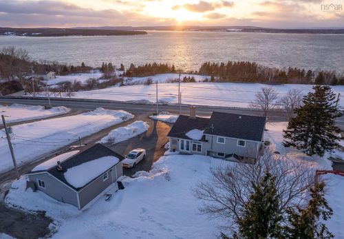 2182 New Waterford Highway, South Bar, NS, B1N3H7 | Card Image