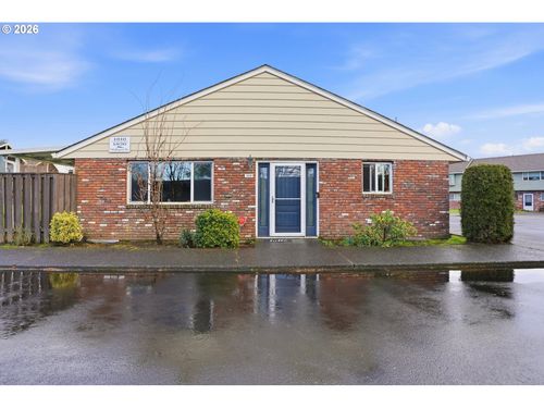 1830 Ne Hogan Dr, Gresham, OR, 97030-4144 | Card Image