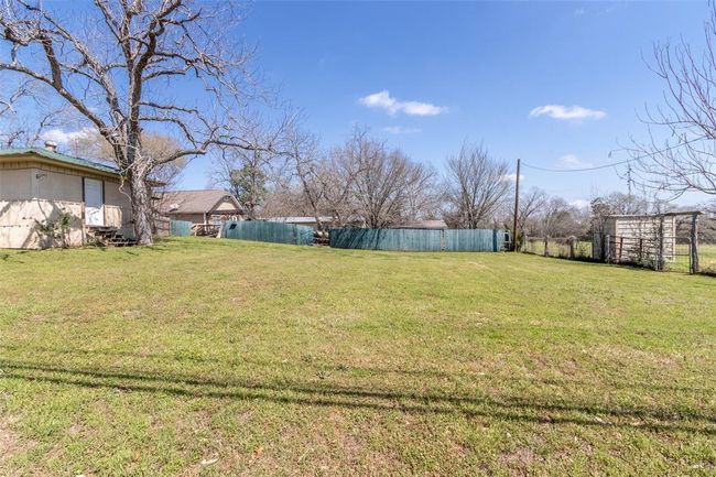 409 W Buffalo St, House other with 3 bedrooms, 2 bathrooms and null parking in Caldwell TX | Image 21