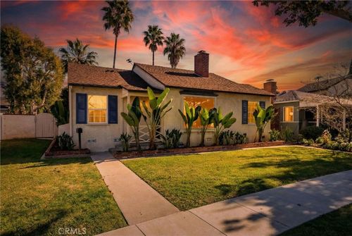 474 E 44th Cir, Long Beach, CA, 90807-1404 | Card Image