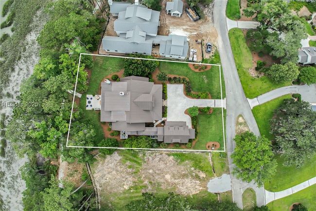 24 Carrier Blf, House other with 5 bedrooms, 5 bathrooms and null parking in Bluffton SC | Image 68