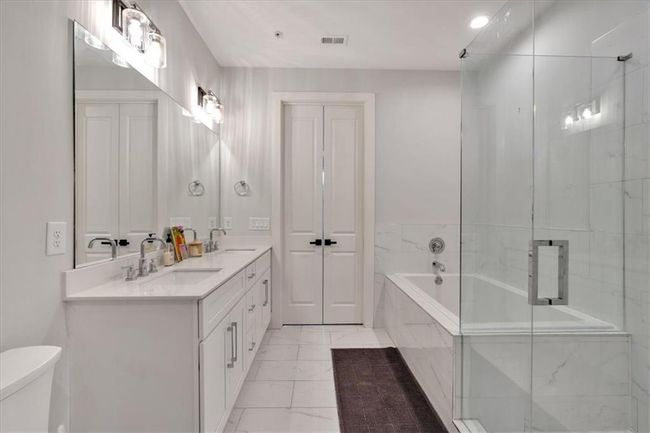 APT-303 - 6890 Peachtree Dunwoody Rd, Condo with 2 bedrooms, 2 bathrooms and 2 parking in Sandy Springs GA | Image 22