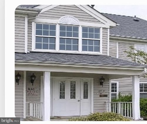 909 Eagles Chase Dr, LAWRENCEVILLE, NJ, 08648-2545 | Card Image