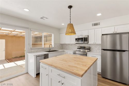 4627 Bountiful Way, Las Vegas, NV, 89121-5777 | Card Image