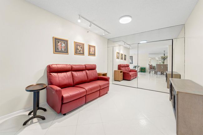 APT-105 - 14112 Huntington Pointe Dr, Condo with 2 bedrooms, 2 bathrooms and null parking in Delray Beach FL | Image 17
