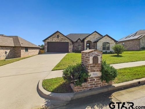 544 Wellington Pl, Tyler, TX, 75704-6096 | Card Image