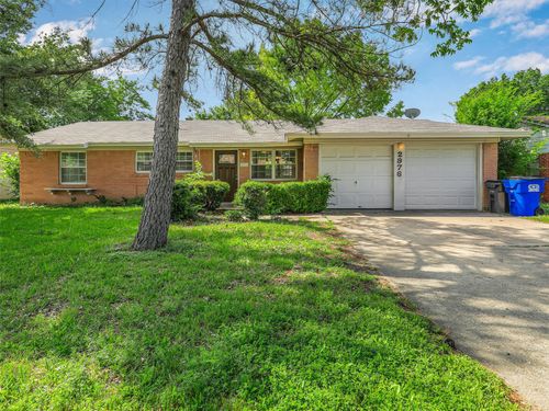2976 Cameo Ln, Farmers Branch, TX, 75234-3606 | Card Image