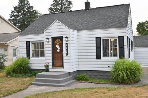 2110 W Norton Ave, Norton Shores, MI, 49441-4265 | Card Image
