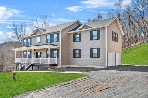 225 Van Duzer Rd, Middletown, NY, 10940-6479 | Card Image