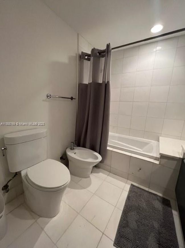 128 - 2950 Ne 188th St, Condo with 1 bedrooms, 1 bathrooms and null parking in Aventura FL | Image 12