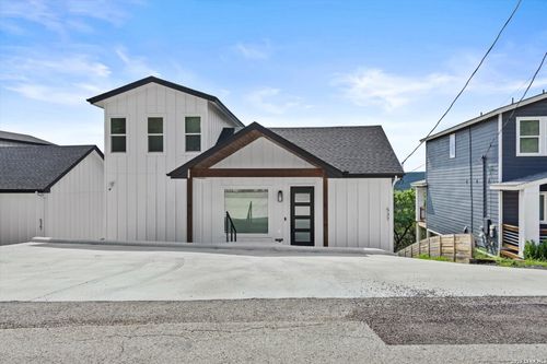 537 Dusty Saddle, Canyon Lake, TX, 78133-4857 | Card Image