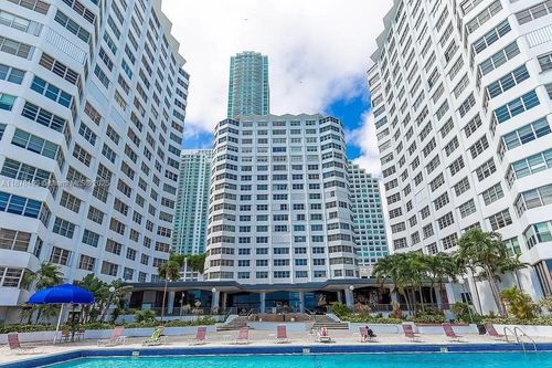 apt-2041-825 Brickell Bay Dr, Miami, FL, 33131-2921 | Card Image