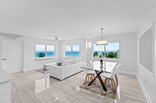 501-300 Oregon St, Hollywood, FL, 33019-2037 | Card Image