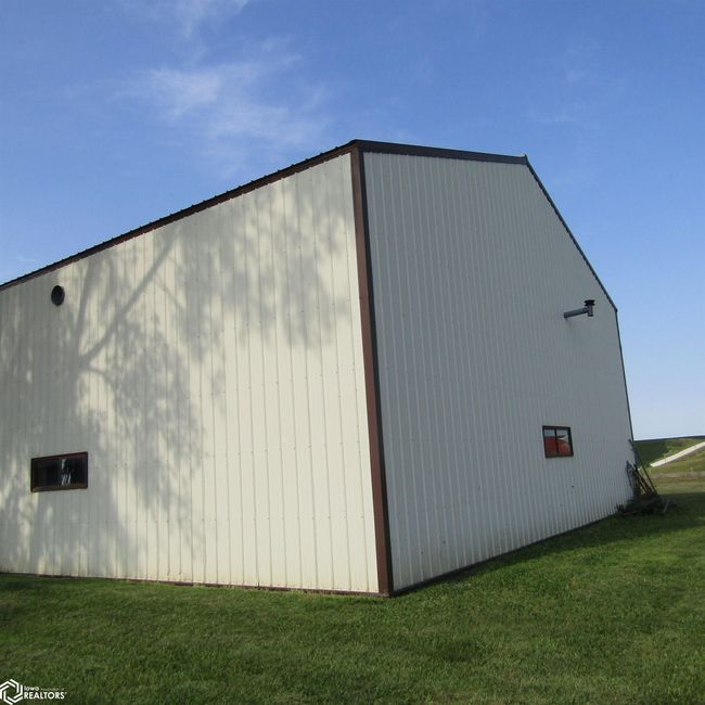 59708 Yankton Rd, Home with 4 bedrooms, 3 bathrooms and null parking in Griswold IA | Image 81