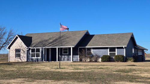 8905 E Hampton Rd, Claremore, OK, 74019-5205 | Card Image