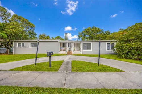 12090 Nw 12th Ave, North Miami, FL, 33168-6323 | Card Image