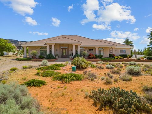 5464 N 1530 W, St. George, UT, 84770-5971 | Card Image