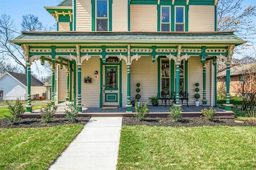 722 S Main St, Independence, MO, 64050-4414 | Card Image