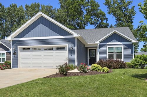 223 Summerhaven Ln, Lake Geneva, WI, 53147-2178 | Card Image