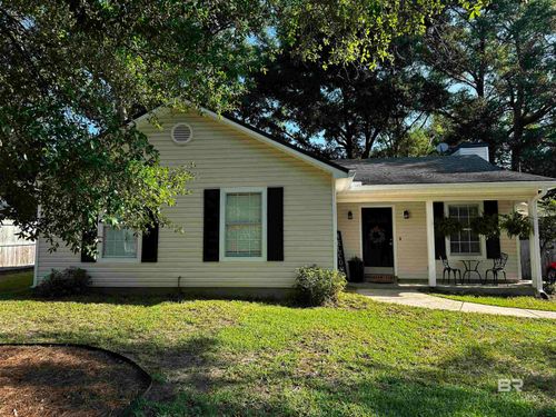 111 Shiloh Dr, Daphne, AL, 36526-9722 | Card Image