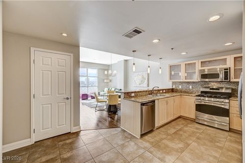 unit-1811-150 Las Vegas Blvd N, Las Vegas, NV, 89101-2949 | Card Image