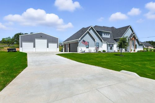 700 Glade Park Ct, Azle, TX, 76020-1766 | Card Image