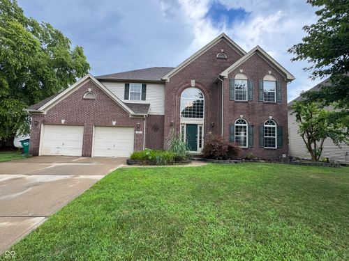 9879 Brightwater Dr, Fishers, IN, 46038-7147 | Card Image