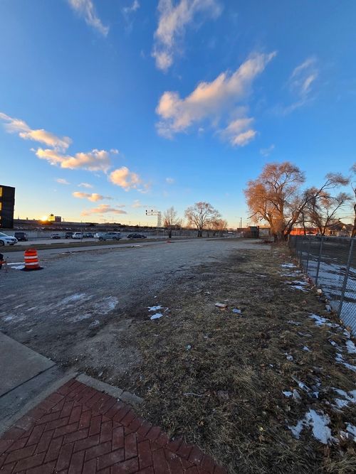 999 E Cass St, Joliet, IL, 60432-3049 | Card Image